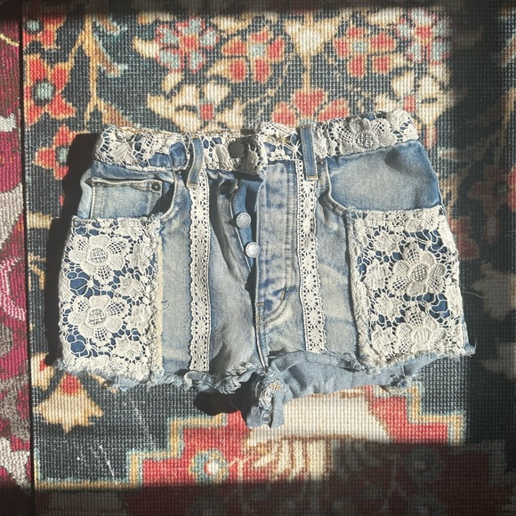 Carmar Pants - Carmar crochet Jean shorts